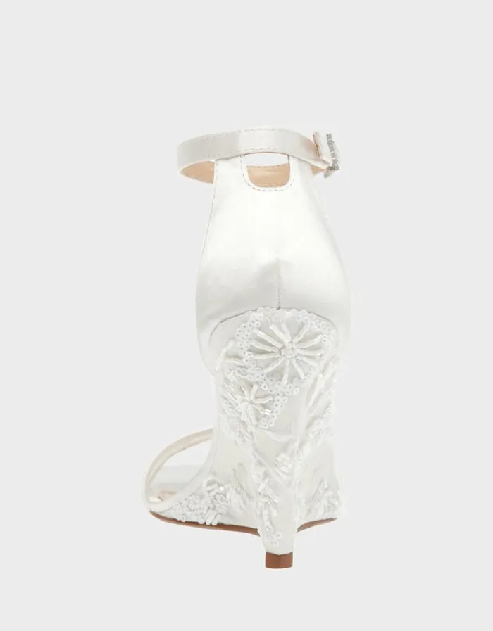 Betsey Johnson Women IVAN IVORY Ivory Betsey Johnson Women IVAN IVORY Ivory