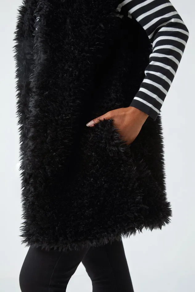 Black Petite Longline Faux Fur Gilet Women Roman Coats