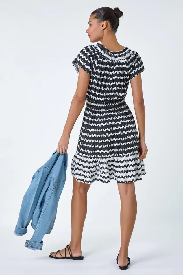 Black Zig Zag Border Print Shirred Dress Women Roman Dresses