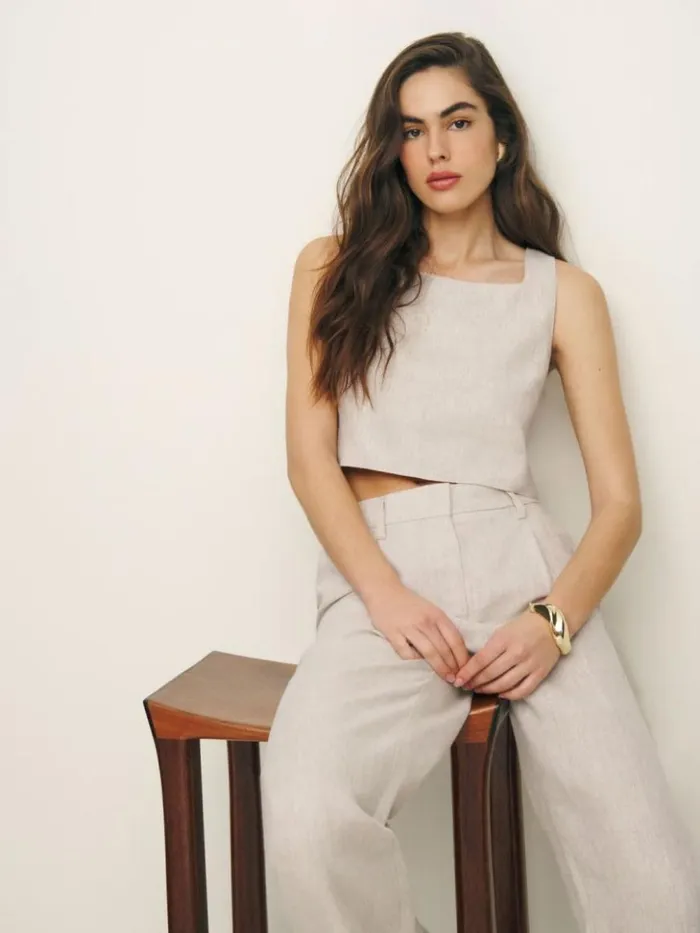 Clothing The Reformation Saige Linen Top Oatmeal