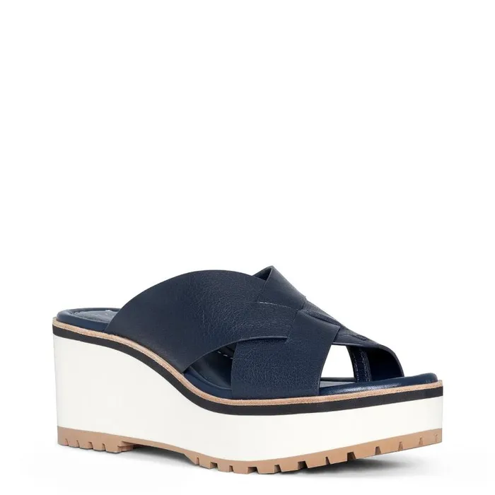 Donald Pliner Casual BEAUMONT Navy 8211 Women Donald Pliner Casual BEAUMONT Navy 8211 Women