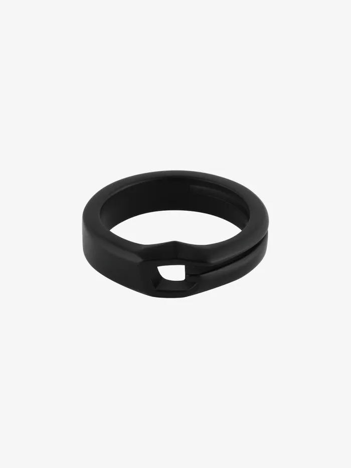 Giv Cut Ring In Metal And Enamel Black Men Givenchy Jewelry