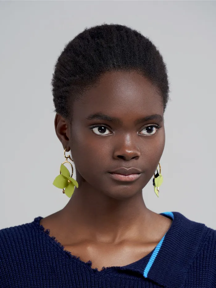 Marni Bicoloured Cotton Flower Flora Earrings Blublack Womens Earrings Marni Bicoloured Cotton Flower Flora Earrings Blublack Womens Earrings