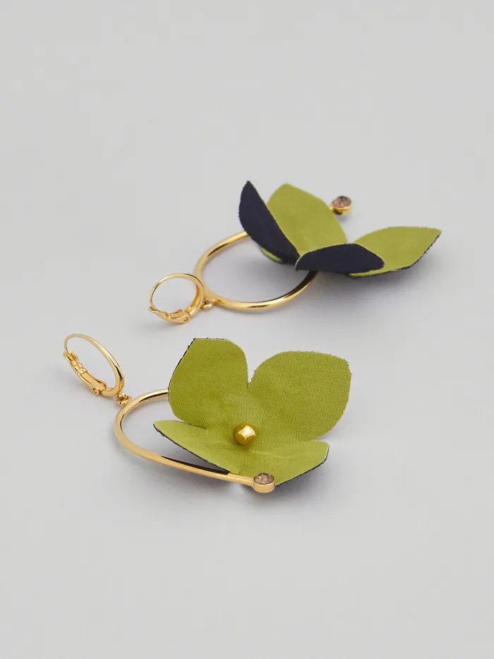 Marni Bicoloured Cotton Flower Flora Earrings Blublack Womens Earrings Marni Bicoloured Cotton Flower Flora Earrings Blublack Womens Earrings