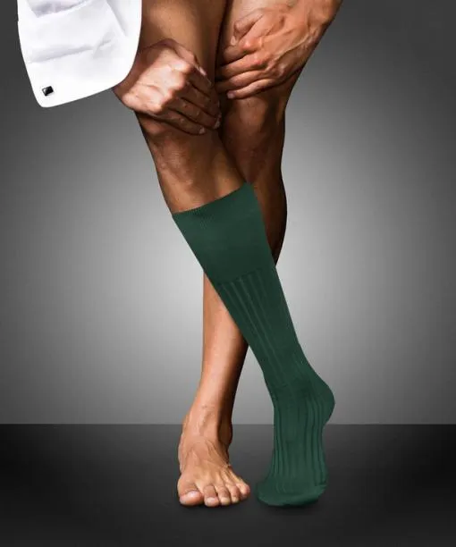 Men No 13 Finest Piuma Cotton Men Kneehigh Socks Hunter Green FALKE Knee High Socks