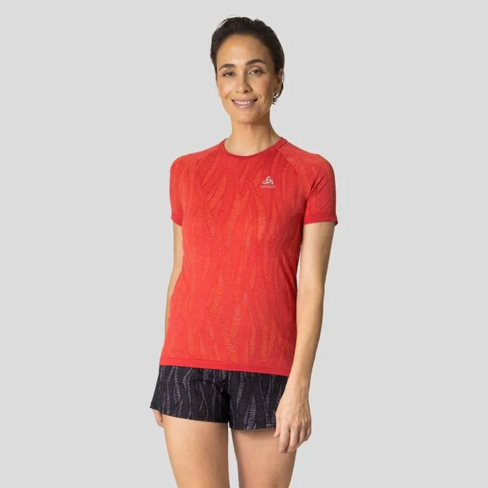 Odlo Tshirts and Polos The Zeroweight Ceramicool Running TShirt American Beauty Space Dye 8211 Women Odlo Tshirts and Polos The Zeroweight Ceramicool Running TShirt American Beauty Space Dye 8211 Women