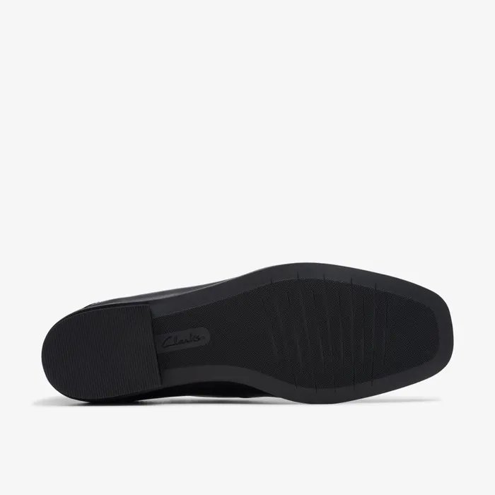 Sarafyna Freva Black Leather Women Clarks SlipOns
