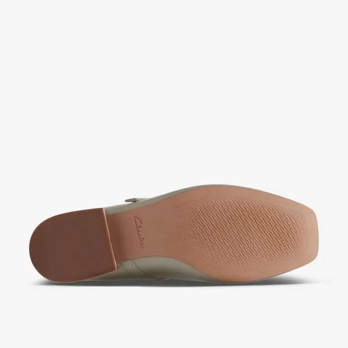Seren 30 Buckle Ivory Leather Women Clarks Heels and Pumps