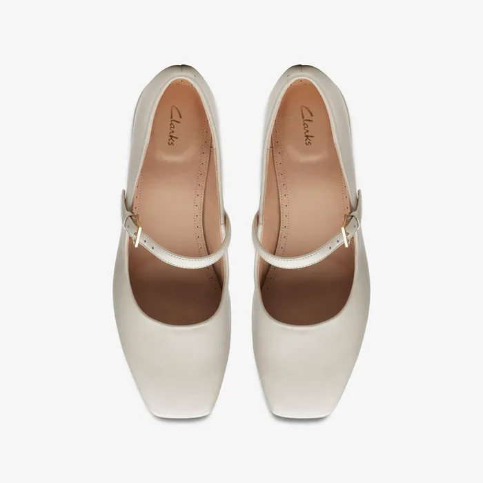 Seren 30 Buckle Ivory Leather Women Clarks Heels and Pumps