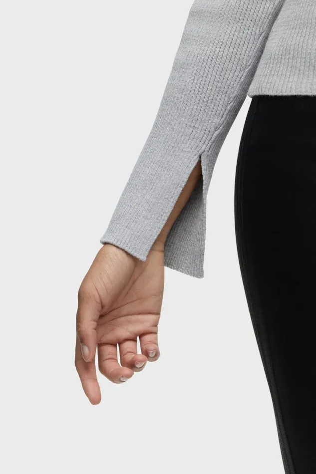 Tops and Sweaters Women Hudson Jeans Long Sleeve VNeck Popover Foxy Silver Tops and Sweaters Women Hudson Jeans Long Sleeve VNeck Popover Foxy Silver