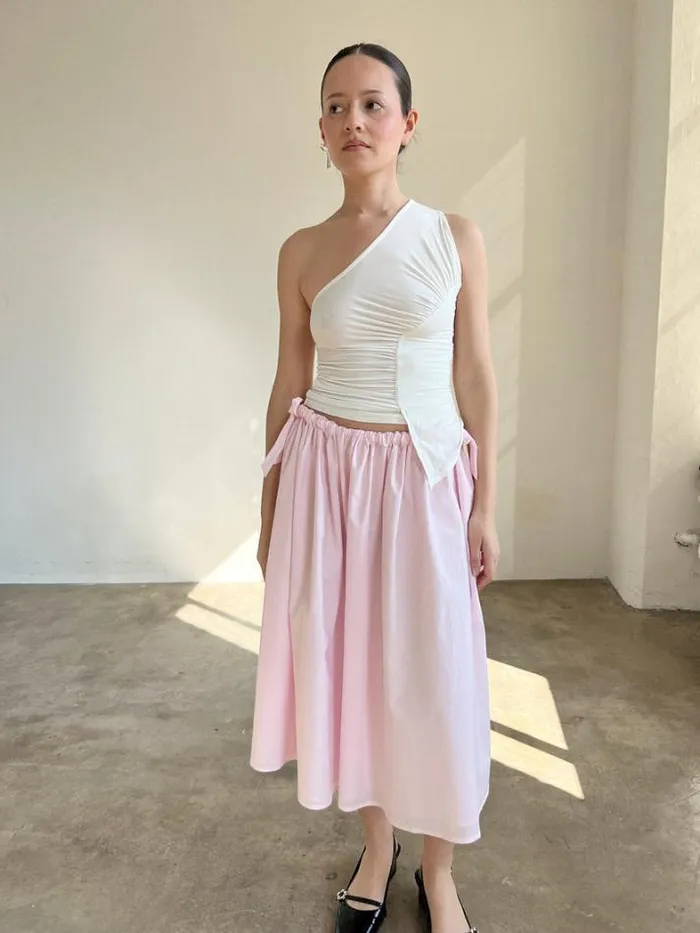 Tops Shop Lisa Says Gah Sakae One Shoulder Top