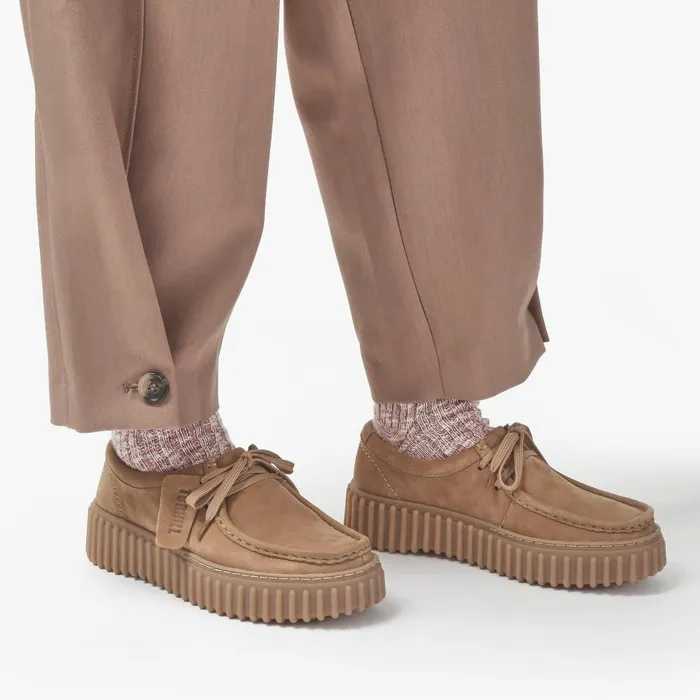 Torhill Bee Light Tan Nubuck Women Clarks Platforms