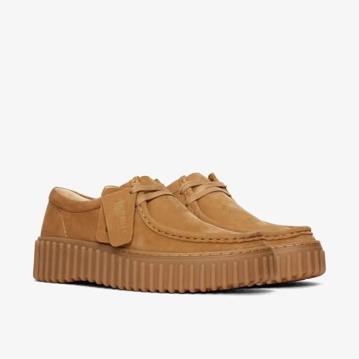 Torhill Bee Light Tan Nubuck Women Clarks Platforms