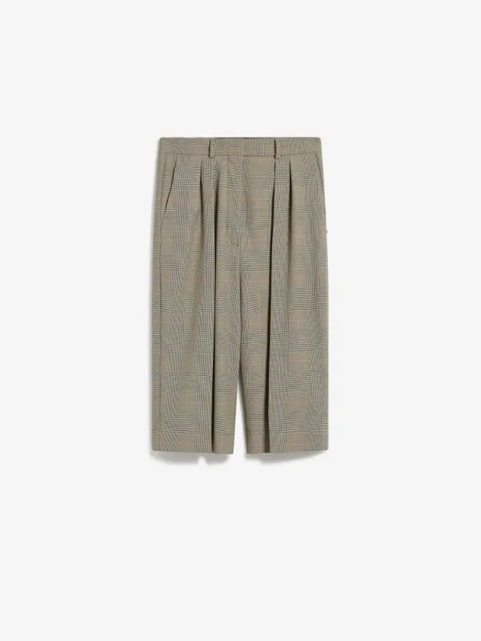 Woman Bermudas In Prince Of Wales Check Fabric Beige Golden Maxmara Trousers Woman Bermudas In Prince Of Wales Check Fabric Beige Golden Maxmara Trousers