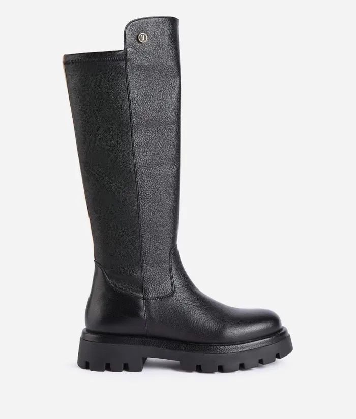 Woman Boots and Booties Alviero Martini Grainy Leather Boots With 1c Mini Button Black Woman Boots and Booties Alviero Martini Grainy Leather Boots With 1c Mini Button Black