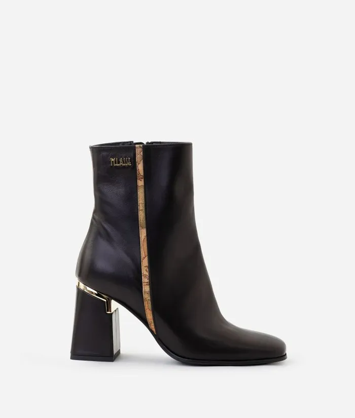 Woman Boots and Booties Alviero Martini Smooth Leather Square Toe Ankle Boots Black Woman Boots and Booties Alviero Martini Smooth Leather Square Toe Ankle Boots Black