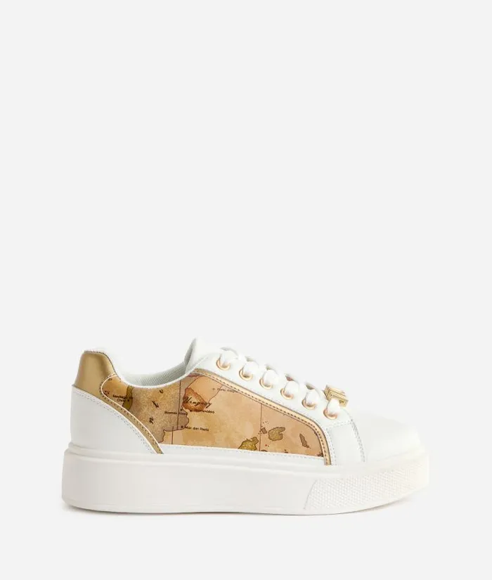 Woman Sneakers Alviero Martini Faux Napa Leather Sneakers With 1 Classe Charm And Geo Classic Sides White Woman Sneakers Alviero Martini Faux Napa Leather Sneakers With 1 Classe Charm And Geo Classic Sides White