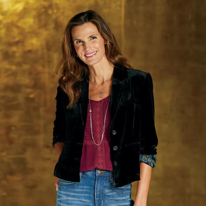 Women Champange Toast Velvet Jacket Tawny Port Sundance Catalog Jackets and Coats Women Champange Toast Velvet Jacket Tawny Port Sundance Catalog Jackets and Coats