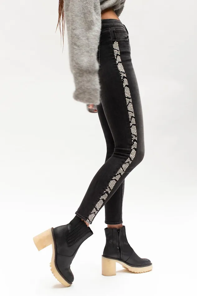 Women Jeans Free People Driftwood Jackie Jeans Snake Stripe