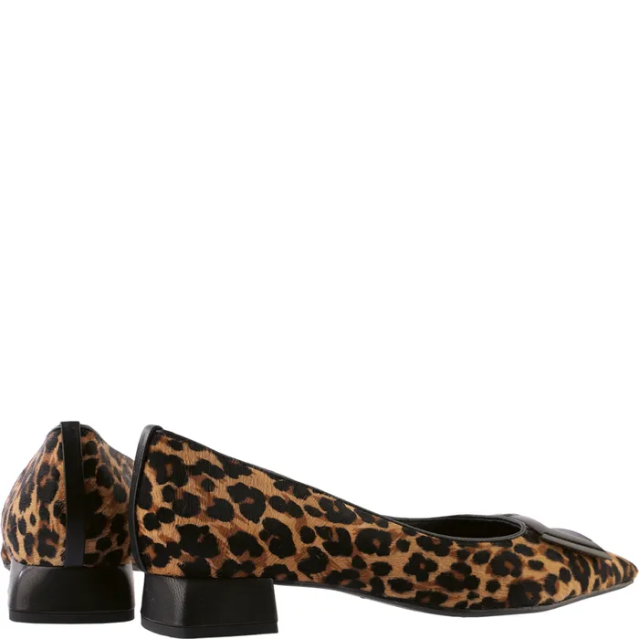 Women Leo Pumps Camel HGL Pumps