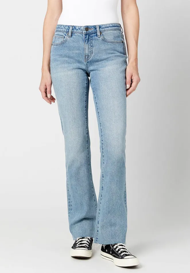 Women Mid Rise Bootcut Queen Jeans Indigo Buffalo David Bitton Flare and Bootcut