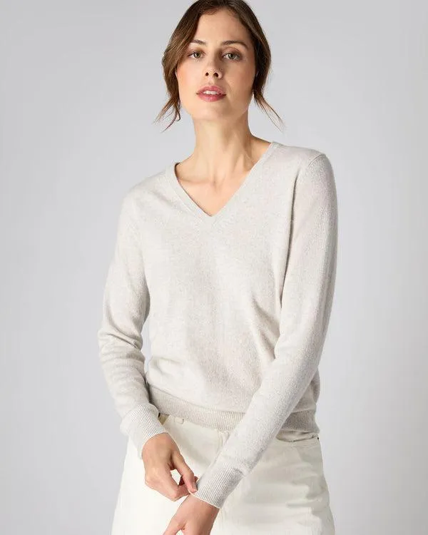 Women Women039s V Neck Cashmere SweaterIn Pebble Grey Pebble Grey NPeal V Necks Women Women039s V Neck Cashmere SweaterIn Pebble Grey Pebble Grey NPeal V Necks
